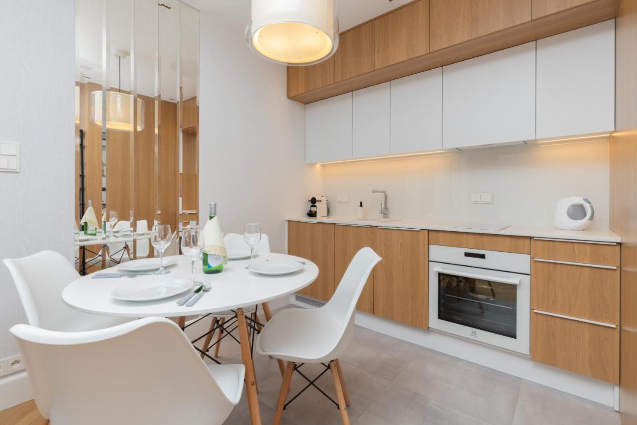 Mennica Residence - City Center Apartments By Noclegi Renters 바르샤바 외부 사진