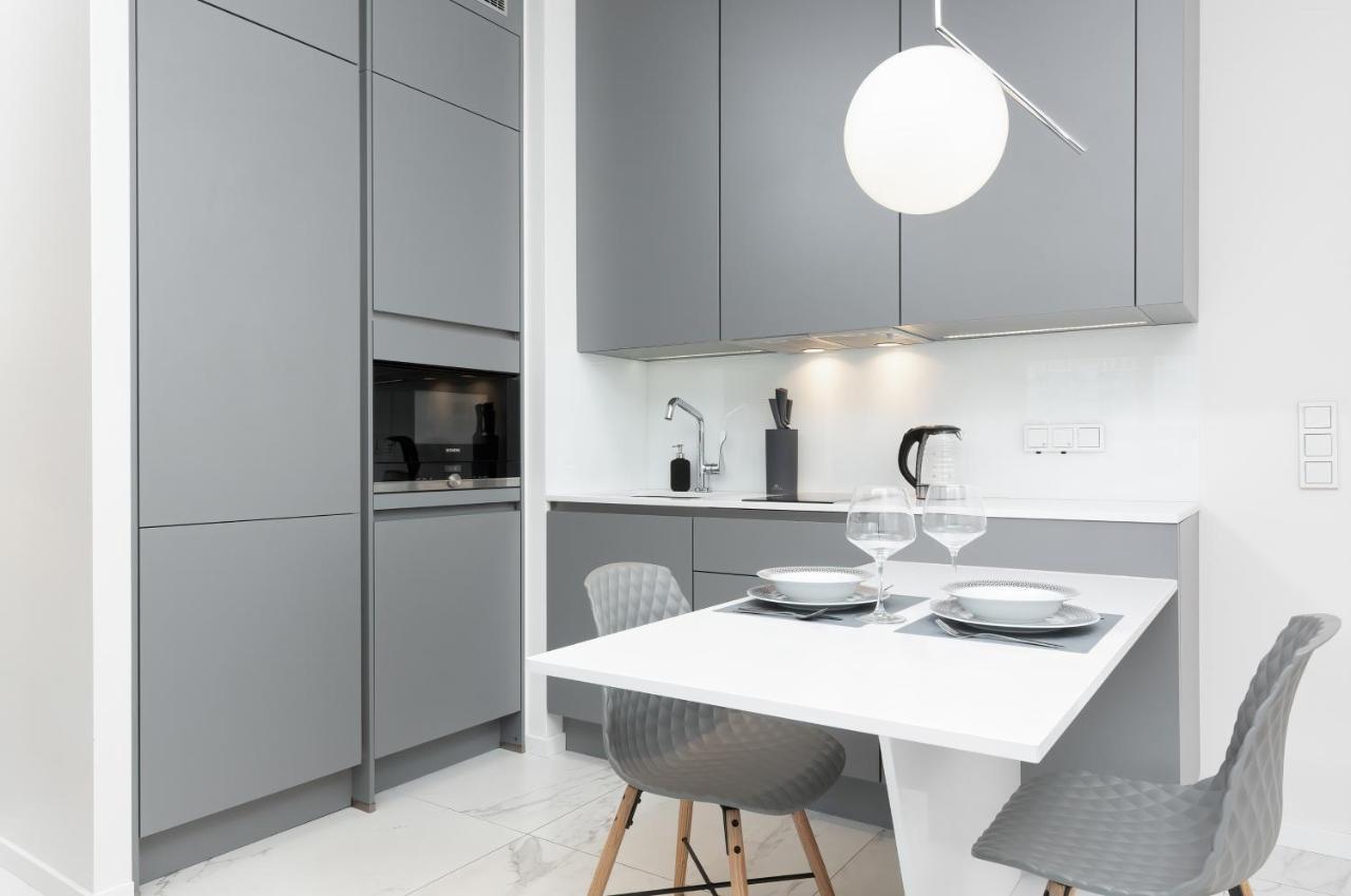 Mennica Residence - City Center Apartments By Noclegi Renters 바르샤바 외부 사진