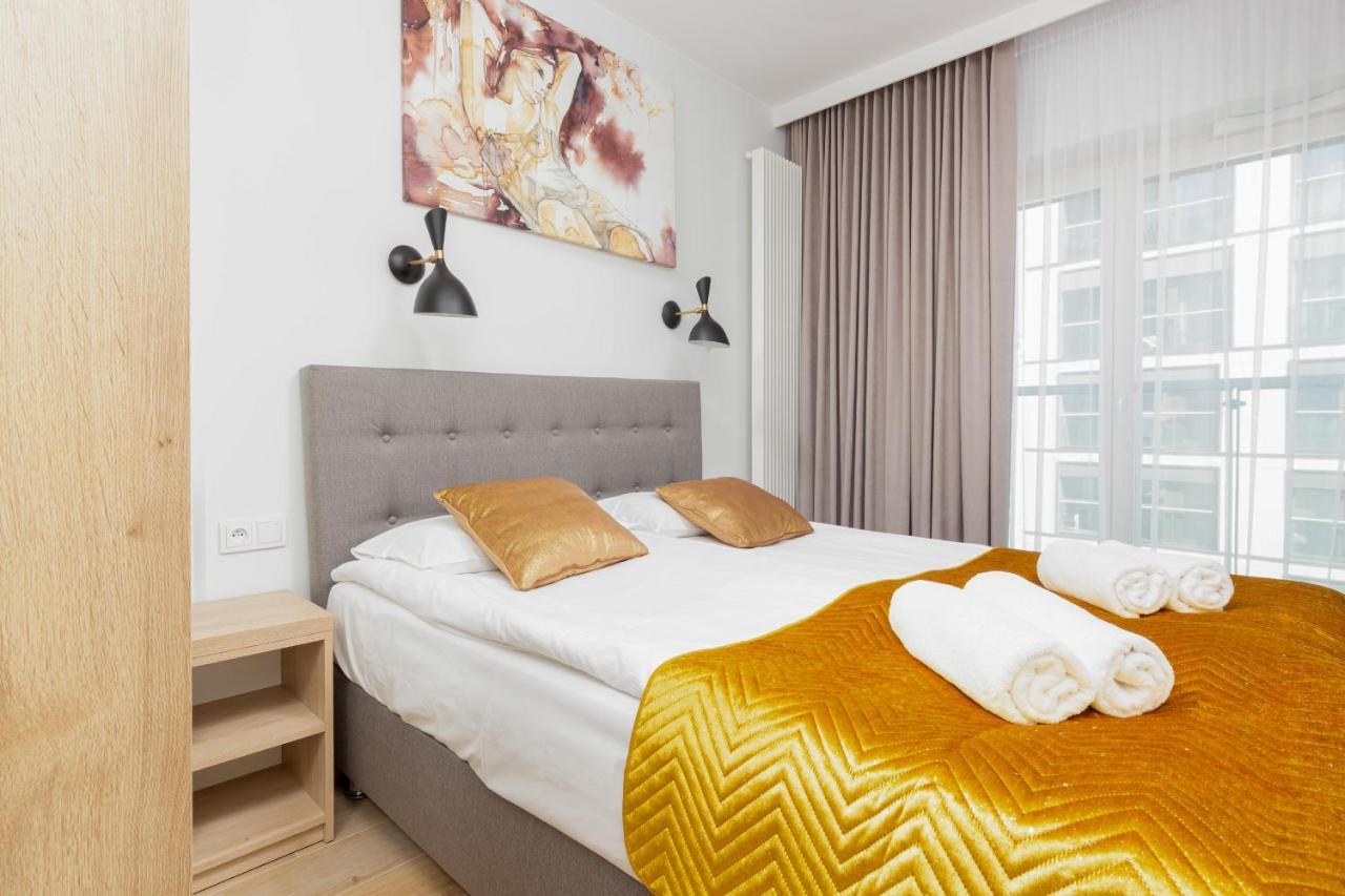 Mennica Residence - City Center Apartments By Noclegi Renters 바르샤바 외부 사진